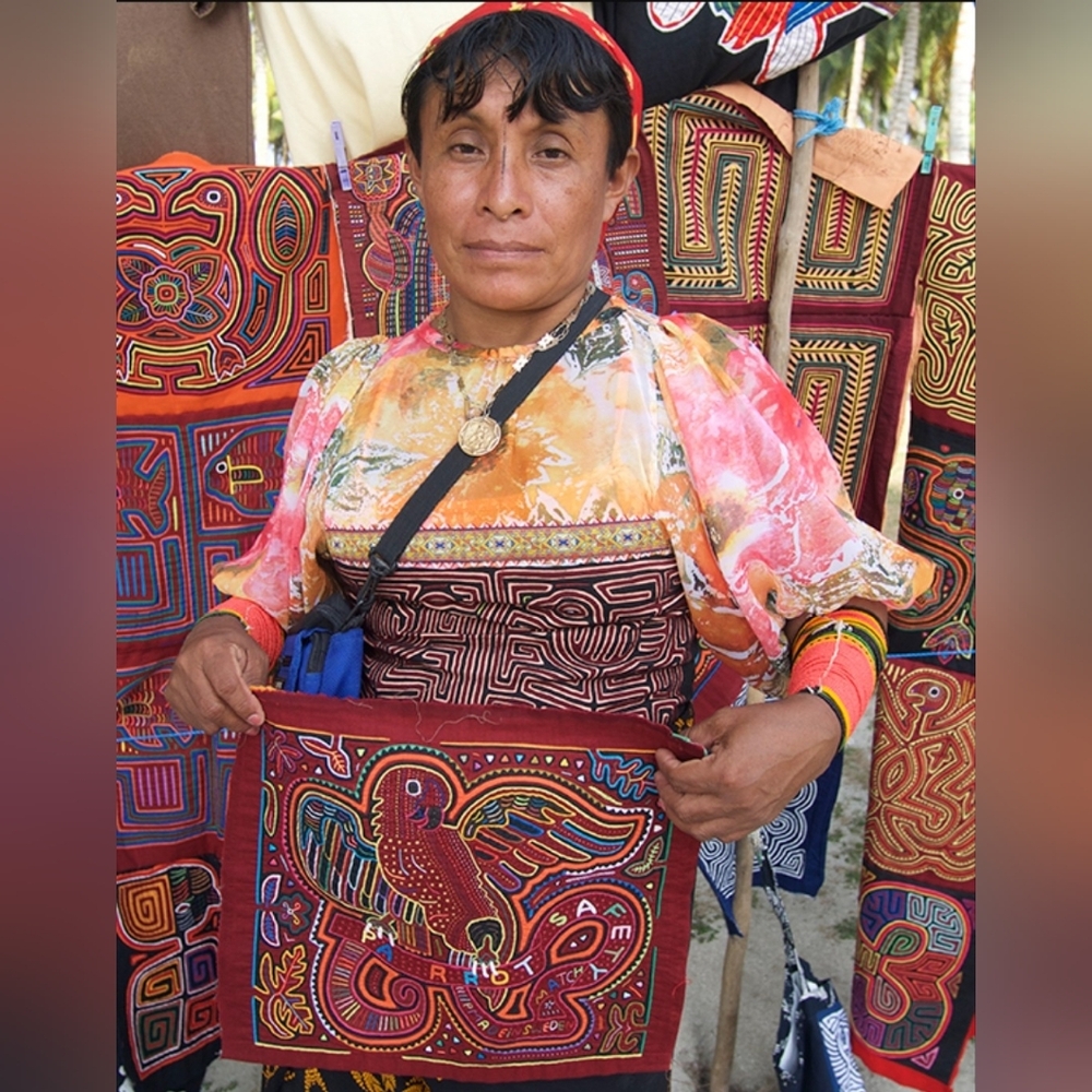 Vintage MOLA Fabric Panel traditional design, Hand Crafted, Decor, NWOT - Picture 9 of 10